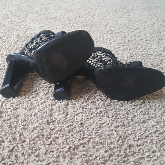 SOLD! ZaraMuleNettedBeadedHeels - Picture 4 of 8